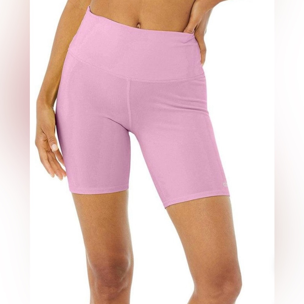 ALO YOGA high waist biker shorts pink/ lavender sz XS